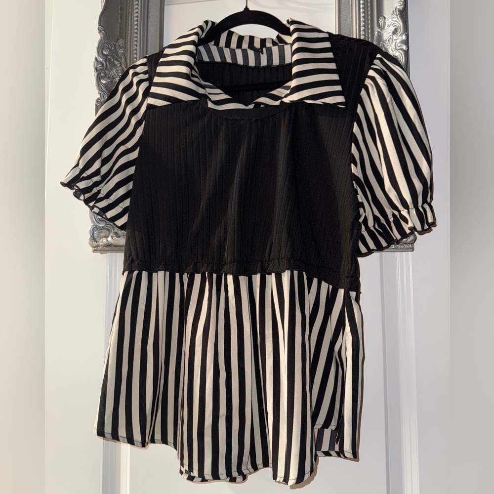 SHEIN 0XL Women’s Black & White Striped Puff Sleeve Peplum Collared Blouse